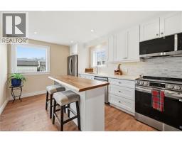 2083 MAIN Street N - 10