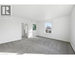 2083 MAIN Street N - 20