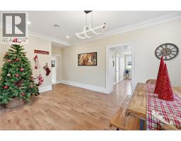 2083 MAIN Street N - 9