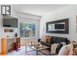 10 LIDDYCOAT Lane UnitNo. 4 - 12