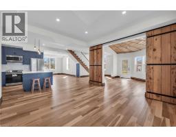 2076 MAIN Street N - 16