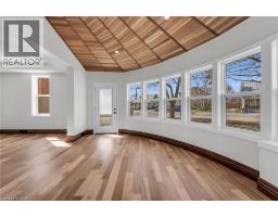 2076 MAIN Street N - 17