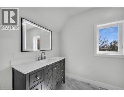 2076 MAIN Street N - 6