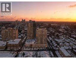 155 CAROLINE Street S UnitNo. TH10 - 8