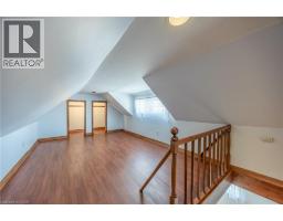 110 NELSON Street E - 14