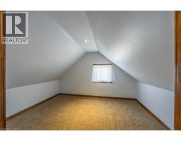 110 NELSON Street E - 16