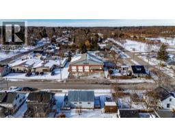 110 NELSON Street E - 21