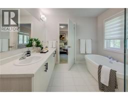 55 TULIP Crescent - 39