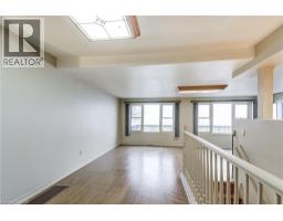 906 LAKESHORE Road - 10