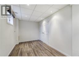 906 LAKESHORE Road - 34