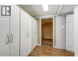 906 LAKESHORE Road - 37