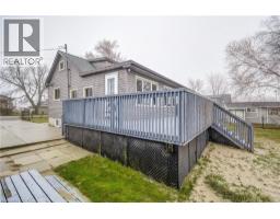906 LAKESHORE Road - 44