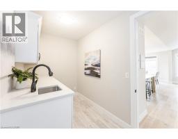 1050 WALTON Avenue - 15