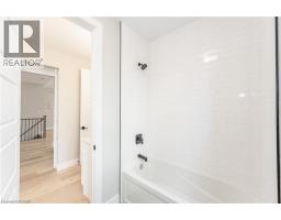 1050 WALTON Avenue - 25