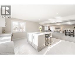 1050 WALTON Avenue - 34