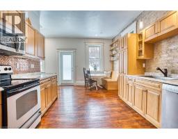 275 VICTORIA Avenue N - 20