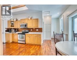 275 VICTORIA Avenue N - 21