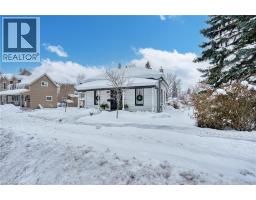 275 VICTORIA Avenue N - 5