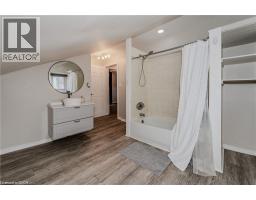 16-18 ST ANDREWS Street - 36