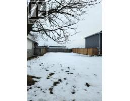 233 KINROSS Street - 12