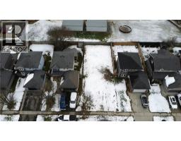 233 KINROSS Street - 14