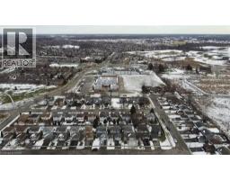 233 KINROSS Street - 6