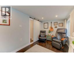 85 CHALMERS Street N - 30