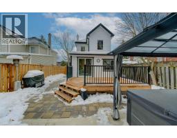 85 CHALMERS Street N - 43