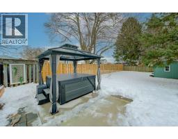 85 CHALMERS Street N - 44