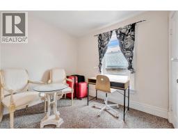 42 SHANLEY Street - 22