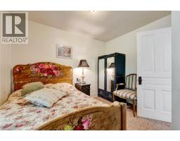 42 SHANLEY Street - 25