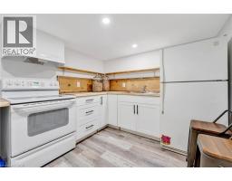 42 SHANLEY Street - 31