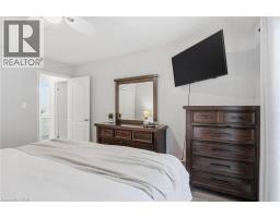 31 GALILEO Boulevard - 18