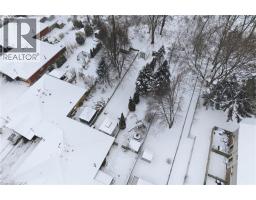 31 GALILEO Boulevard - 41