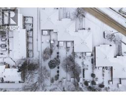 31 GALILEO Boulevard - 43