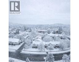 445 PIONEER Drive UnitNo. 4 - 3