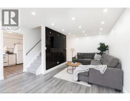 445 PIONEER Drive UnitNo. 4 - 4