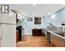 139 FERRIS Drive - 33