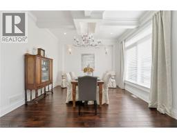 855 AVENUE Road - 13