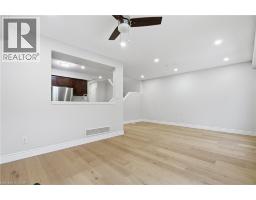 930 ZELLER Crescent - 15