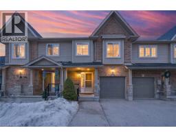 930 ZELLER Crescent - 32