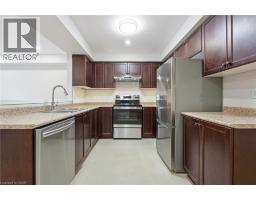 930 ZELLER Crescent - 5