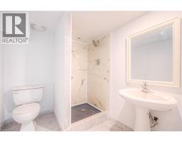 2300 FOUNTAIN Street N - 31