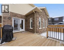 1 BAWCUTT Crescent - 33