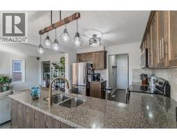 1384 CAEN Avenue - 11