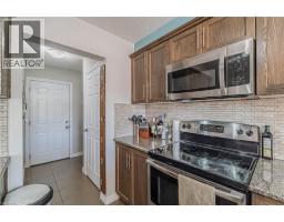 1384 CAEN Avenue - 12