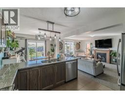 1384 CAEN Avenue - 13