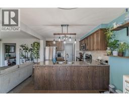 1384 CAEN Avenue - 9