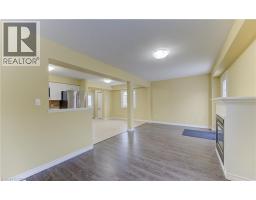 40 RED CLOVER Crescent - 19