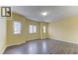 40 RED CLOVER Crescent - 24